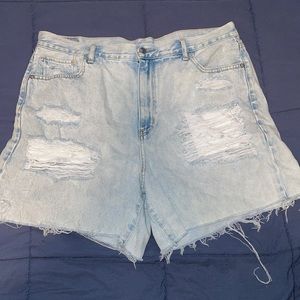 American Eagle high waisted ripped shorts 16